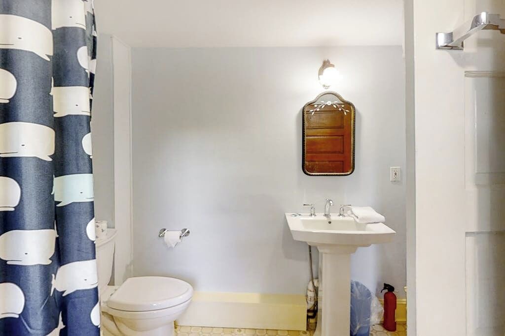 Photo of Bathroom in Boothbay Harbor