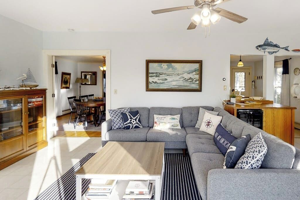 Photo of Livingroom in Boothbay Harbor