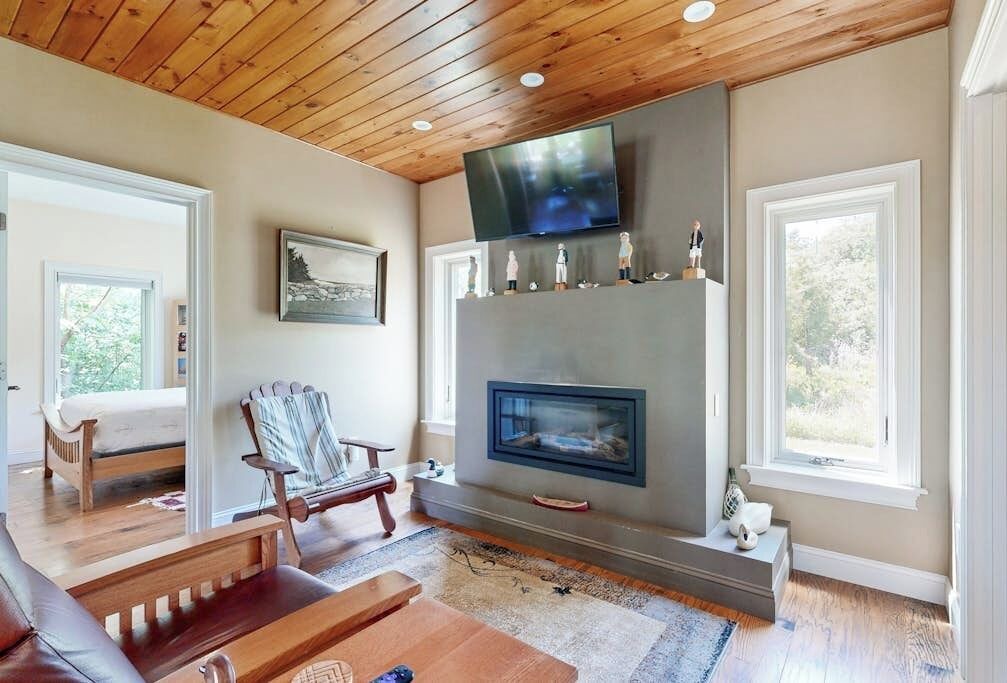 Photo of Livingroom in Cundys Harbor