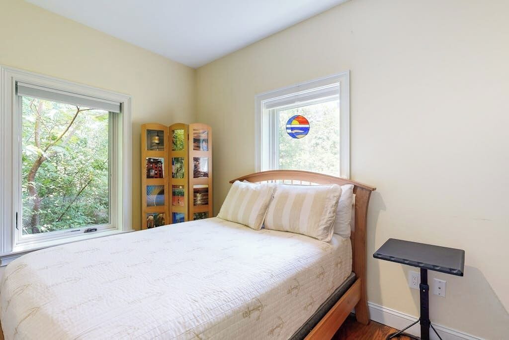 Photo of Bedroom in Cundys Harbor