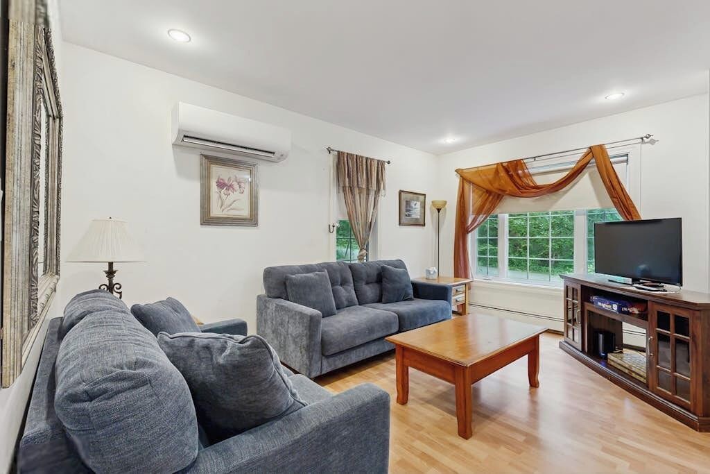 Photo of Livingroom in Bar Harbor
