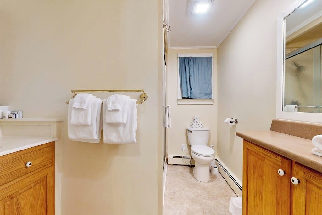 Photo of Bathroom in Mac Mahan