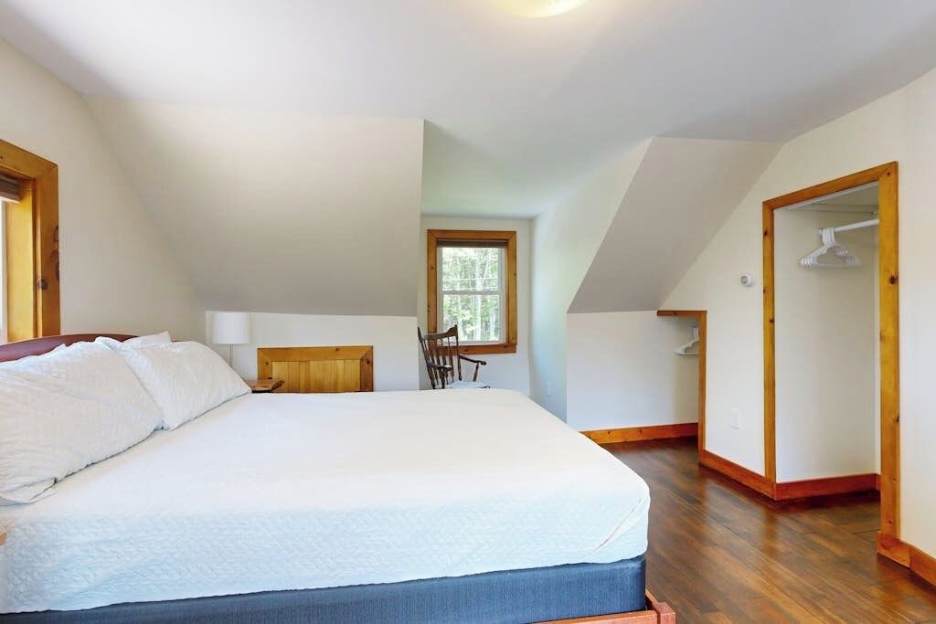 Photo of Bedroom in Mac Mahan