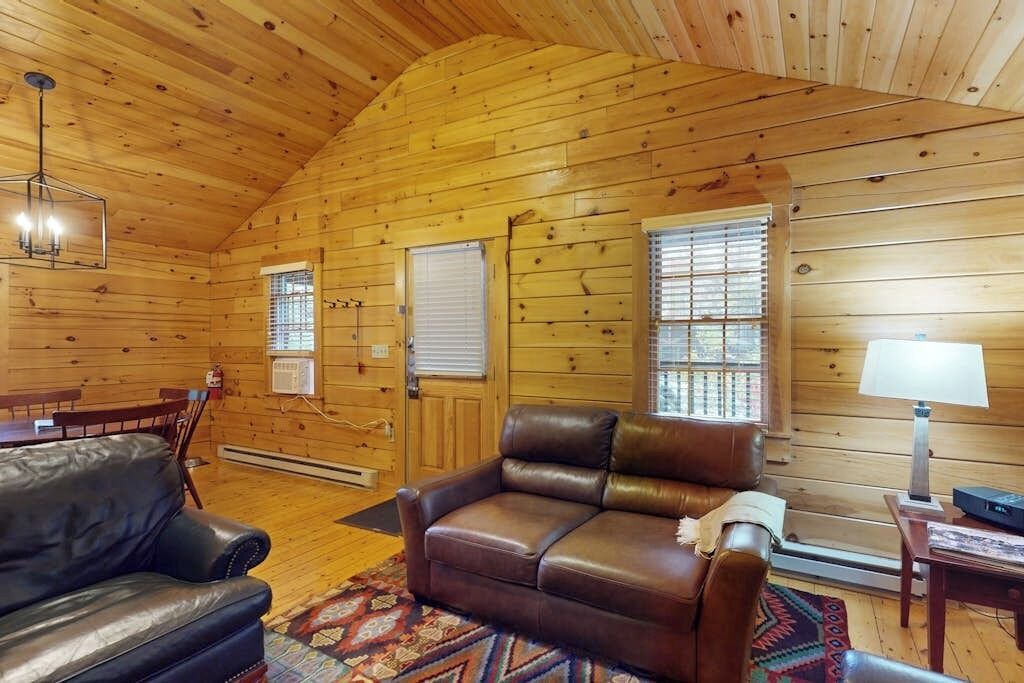 Photo of Livingroom in Northport