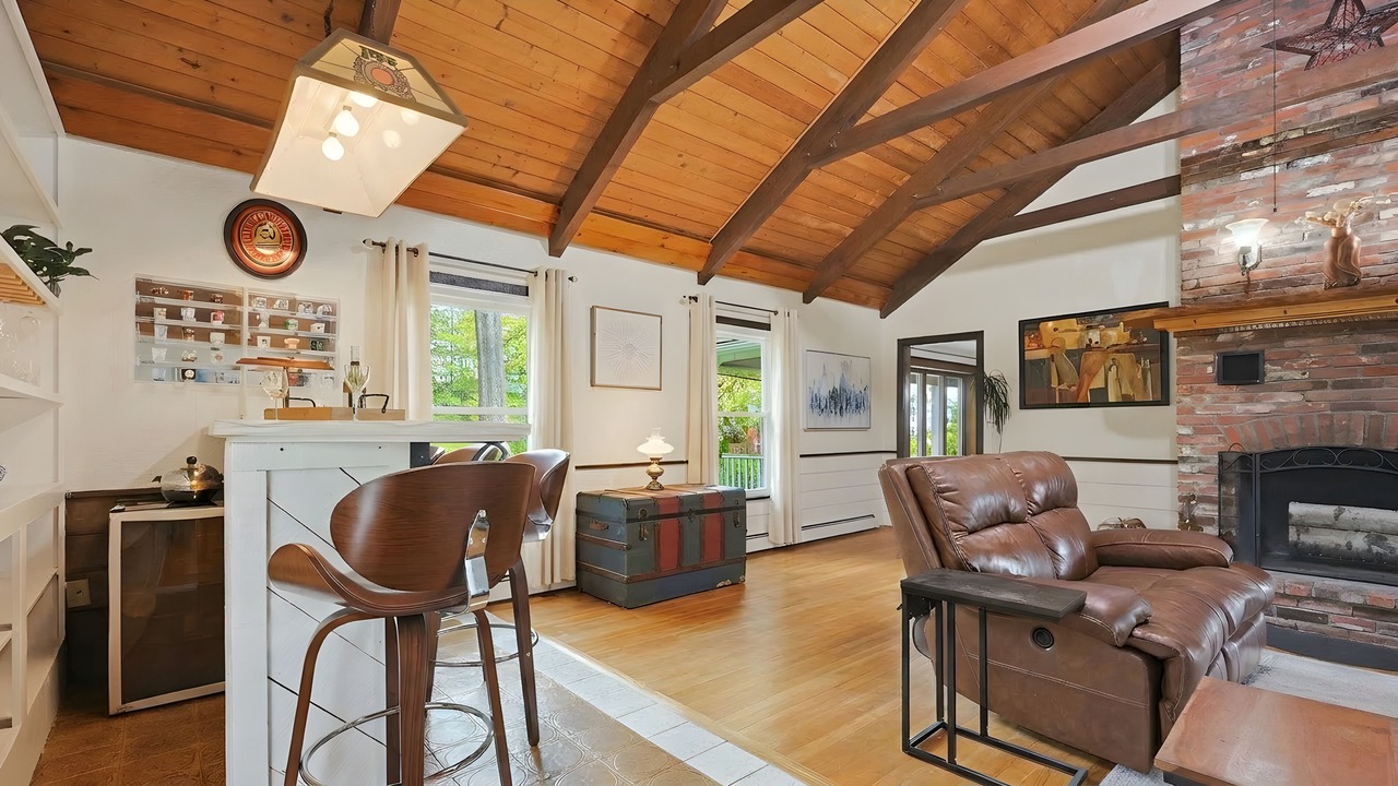 Photo of Livingroom in Norwood