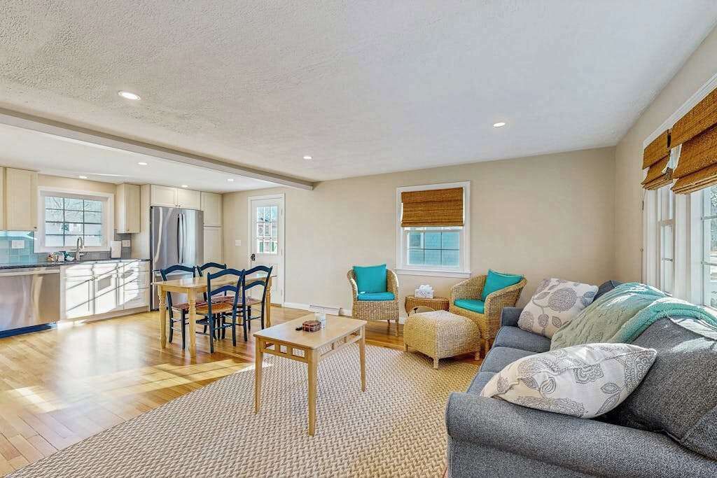 Photo of Livingroom in Teaticket