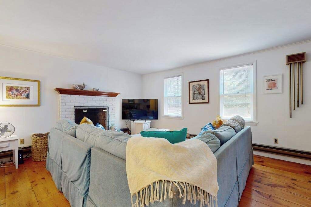 Photo of Livingroom in North Eastham