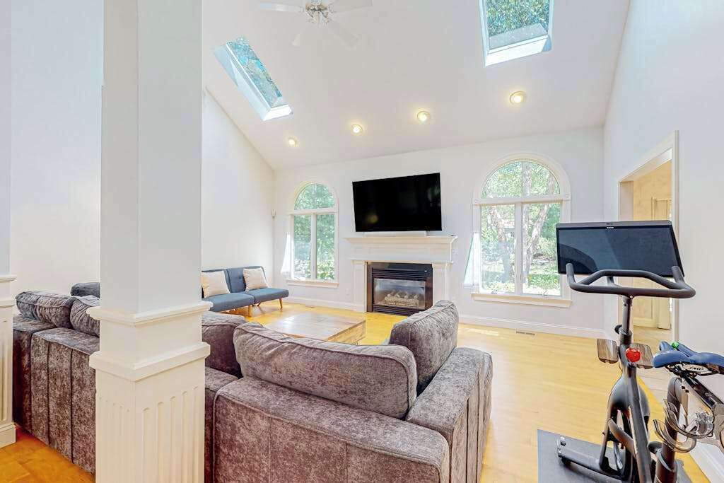 Photo of Livingroom in East Falmouth