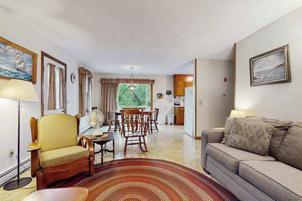Photo of Livingroom in Dennis