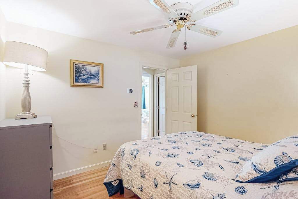 Photo of Bedroom in Cotuit