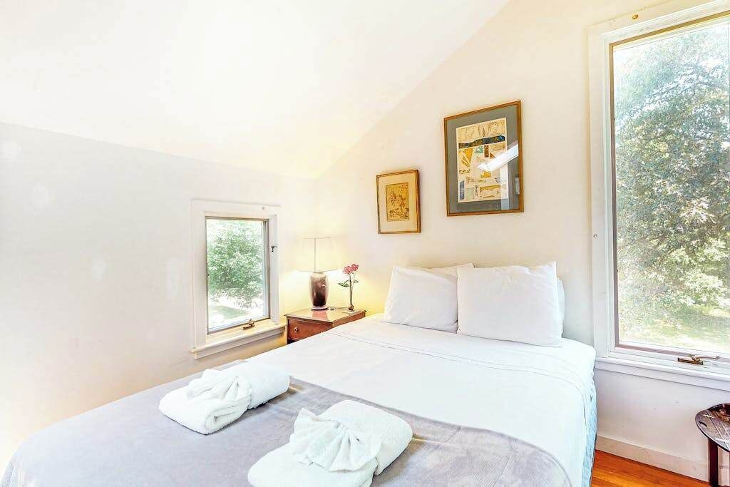 Photo of Bedroom in Chilmark