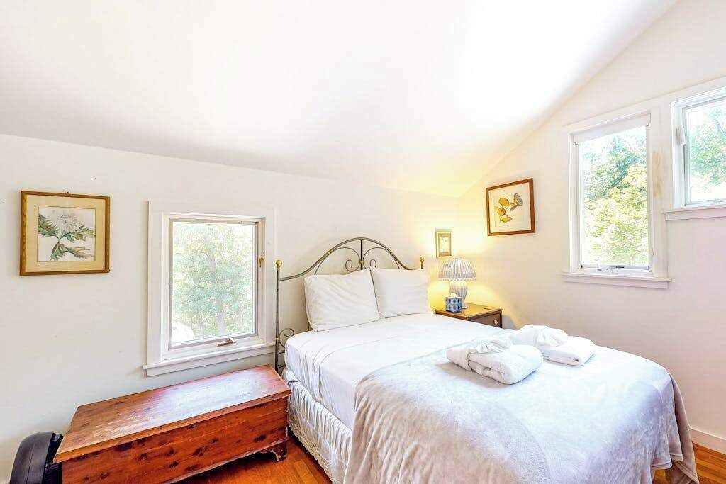 Photo of Bedroom in Chilmark