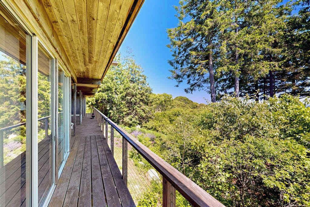 Photo of Patio Balcony in Chilmark