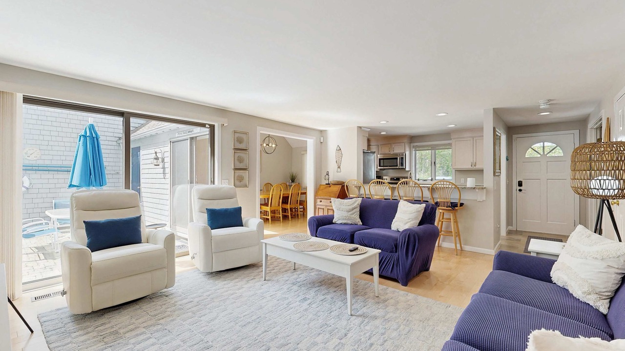Photo of Livingroom in Mews Village