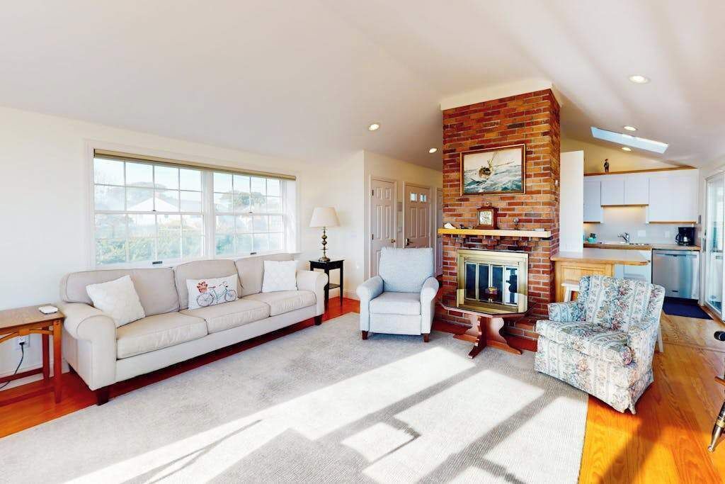 Photo of Livingroom in West Dennis