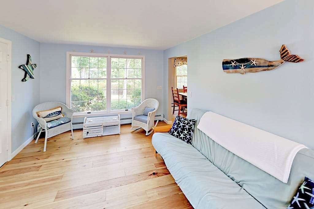 Photo of Livingroom in Eastham