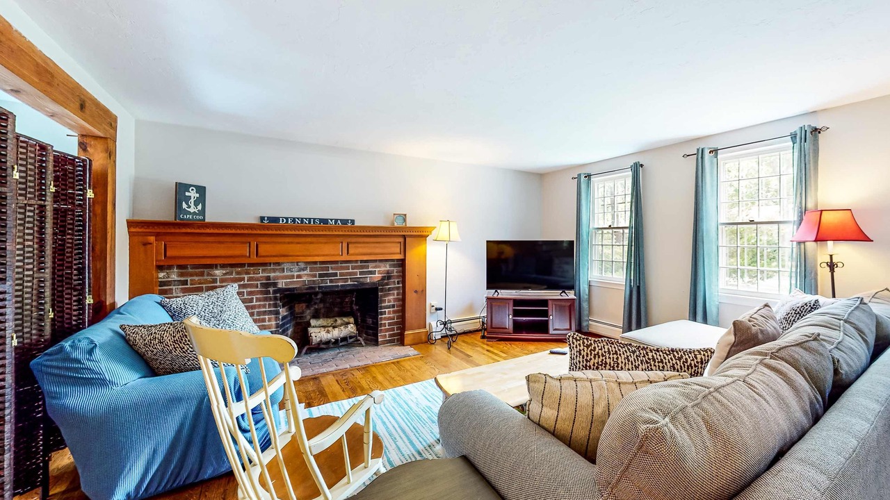 Photo of Livingroom in Dennis