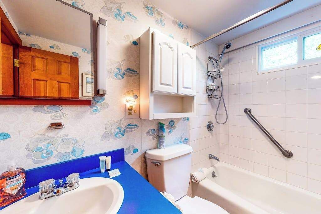Photo of Bathroom in Katama