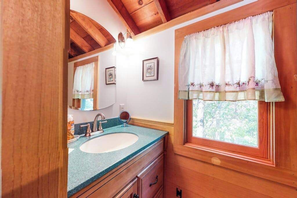 Photo of Bathroom in Katama