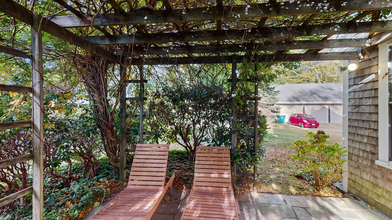 Photo of Patio Balcony in Barnstable