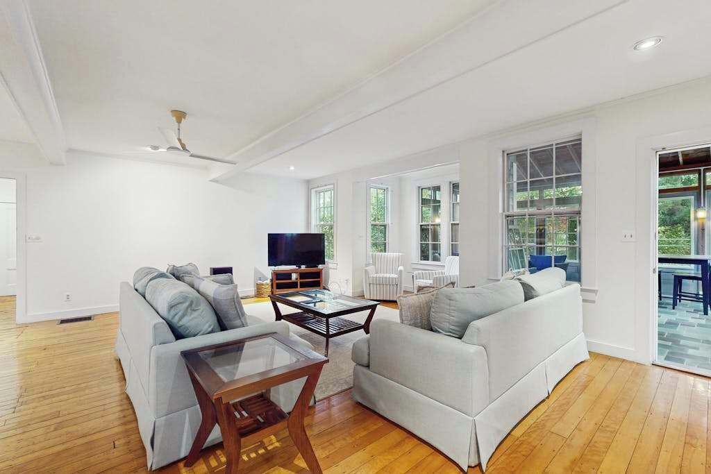Photo of Livingroom in Barnstable