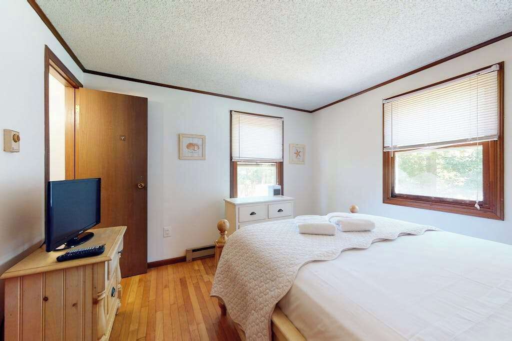 Photo of Bedroom in Vineyard Haven