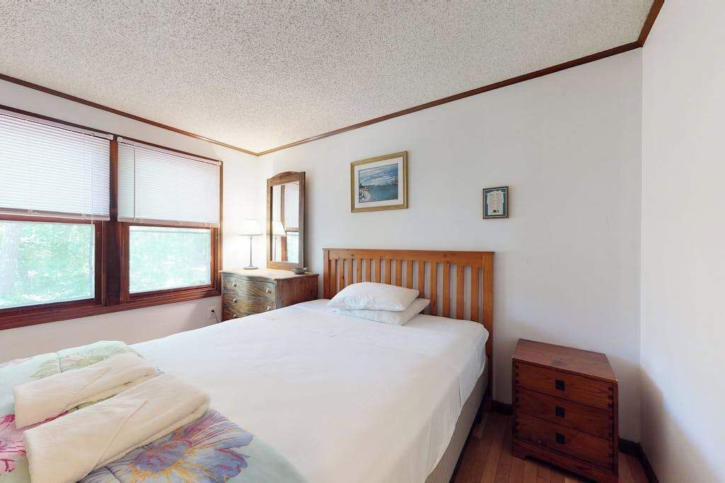 Photo of Bedroom in Vineyard Haven