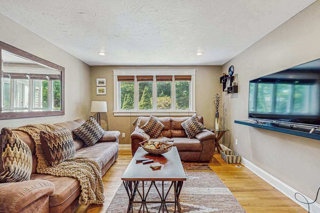 Photo of Livingroom in East Falmouth