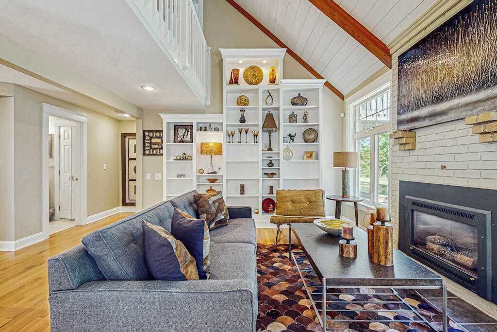 Photo of Livingroom in East Falmouth