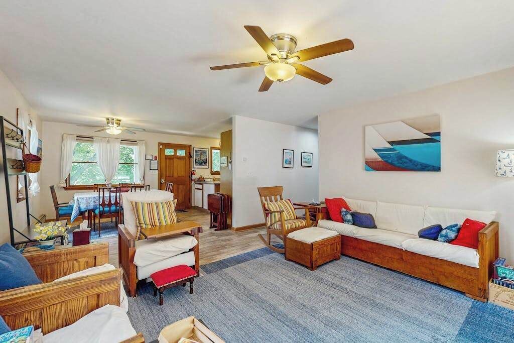 Photo of Livingroom in Edgartown