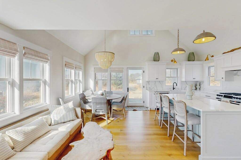 Photo of Livingroom in Campground Landing