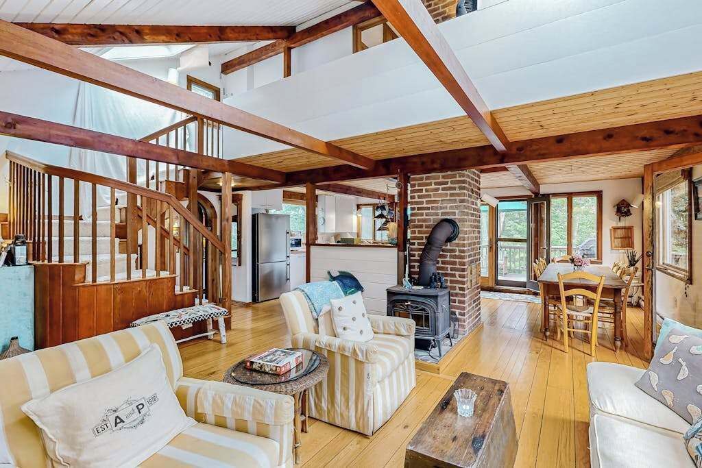 Photo of Livingroom in West Tisbury