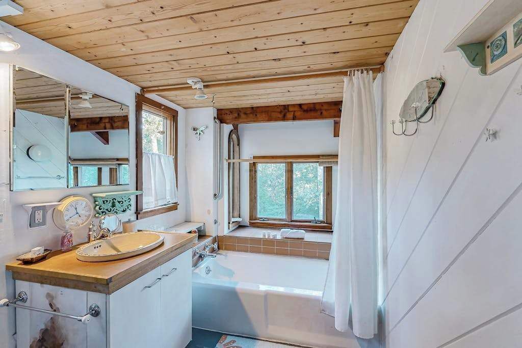 Photo of Bathroom in West Tisbury