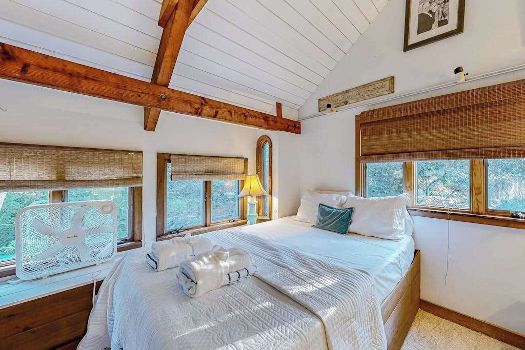 Photo of Bedroom in West Tisbury