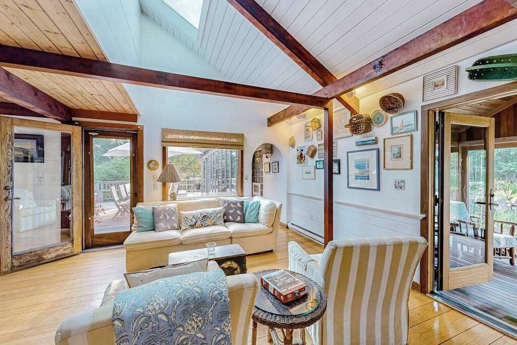 Photo of Livingroom in West Tisbury