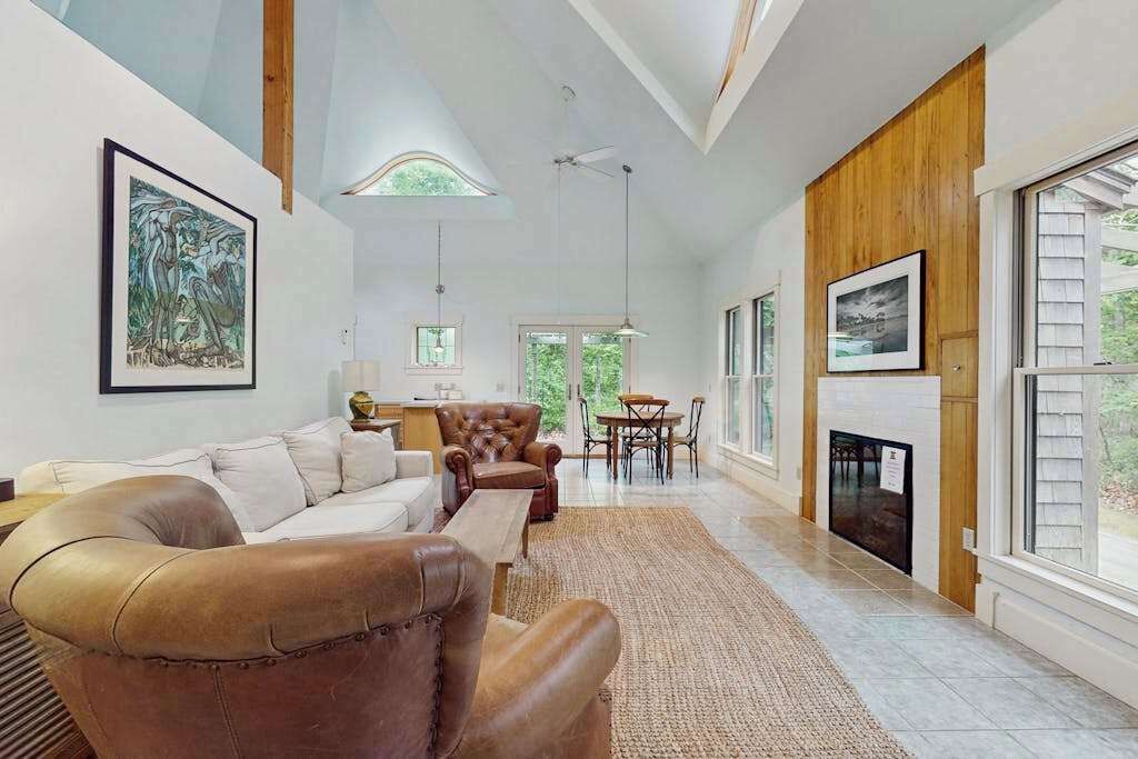 Photo of Livingroom in West Tisbury