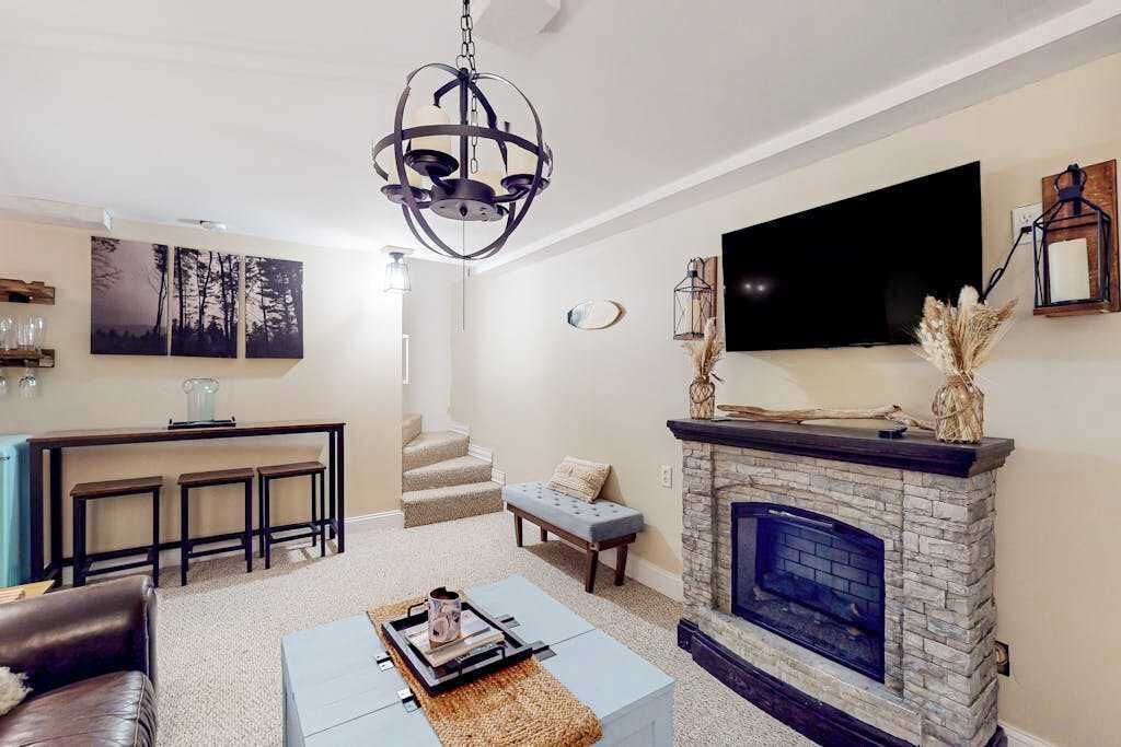 Photo of Livingroom in North Falmouth