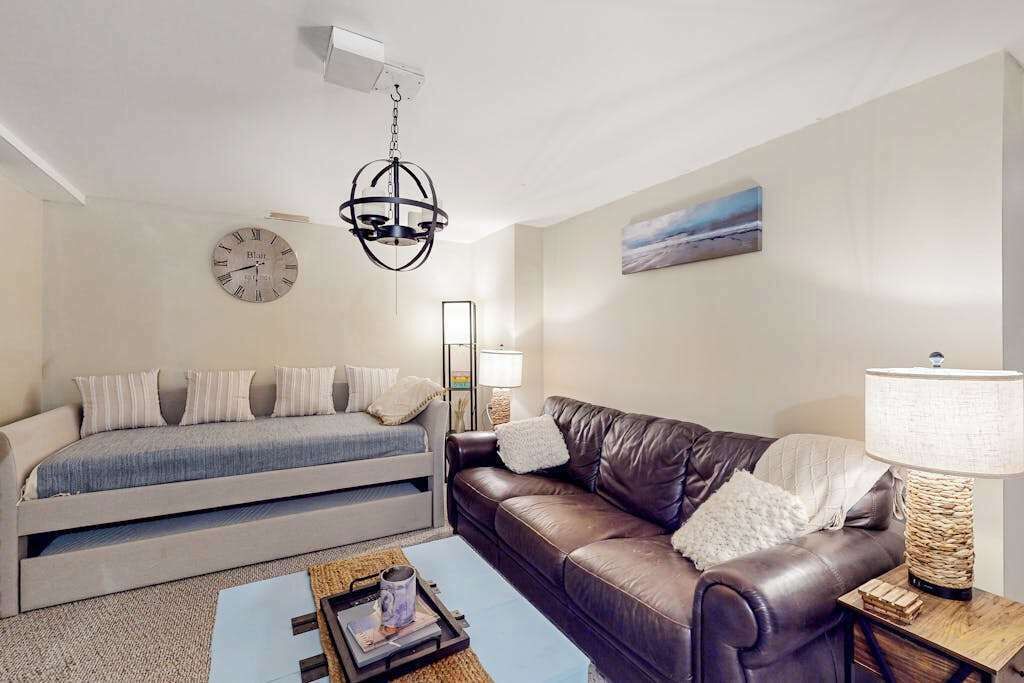 Photo of Livingroom in North Falmouth