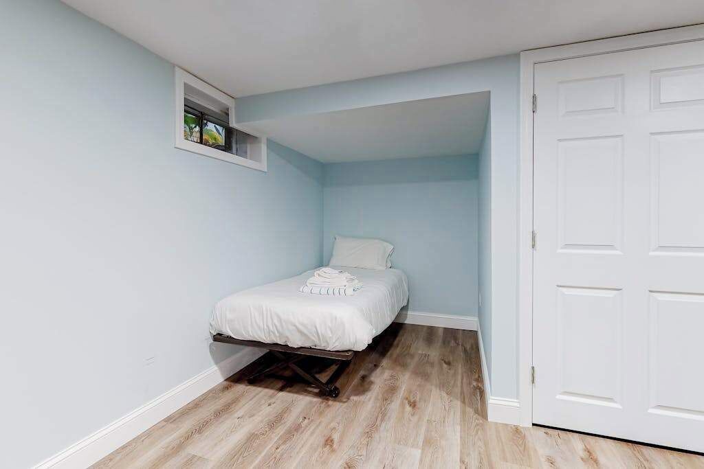 Photo of Bedroom in Yarmouth Port