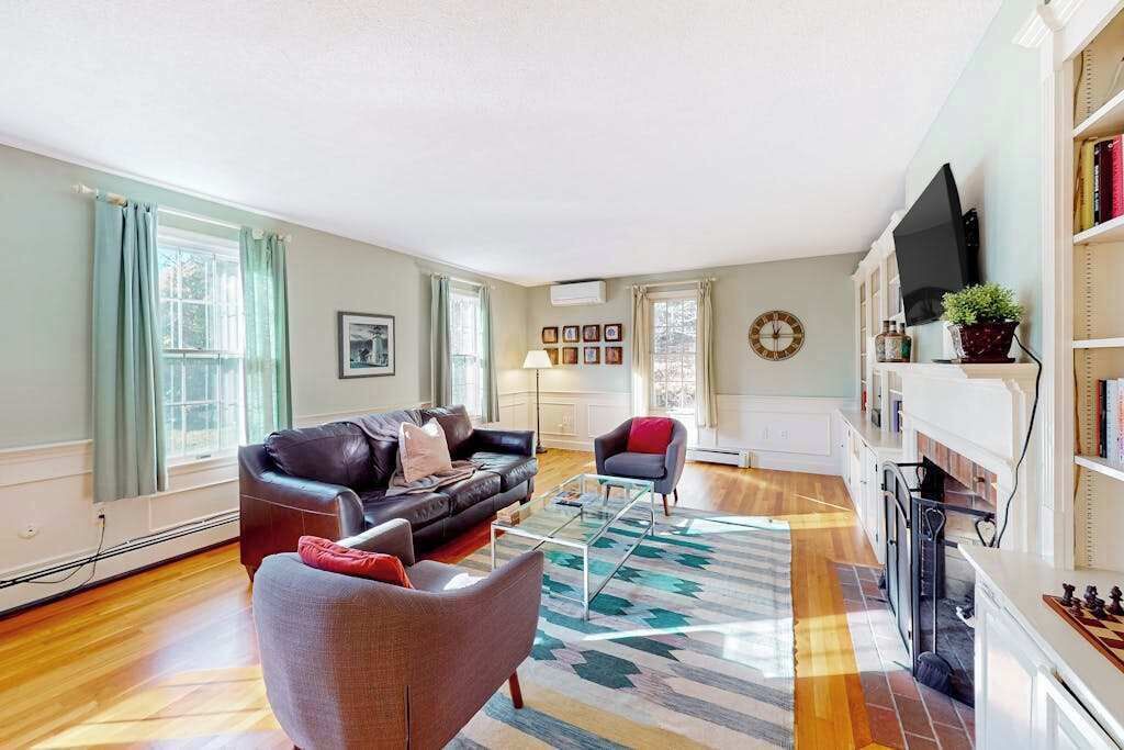 Photo of Livingroom in North Falmouth
