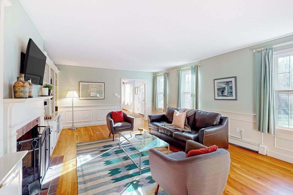 Photo of Livingroom in North Falmouth