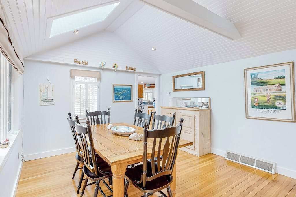 Photo of Others in West Hyannisport