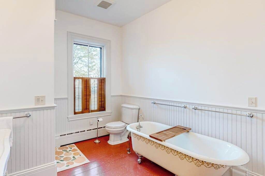 Photo of Bathroom in West Dennis