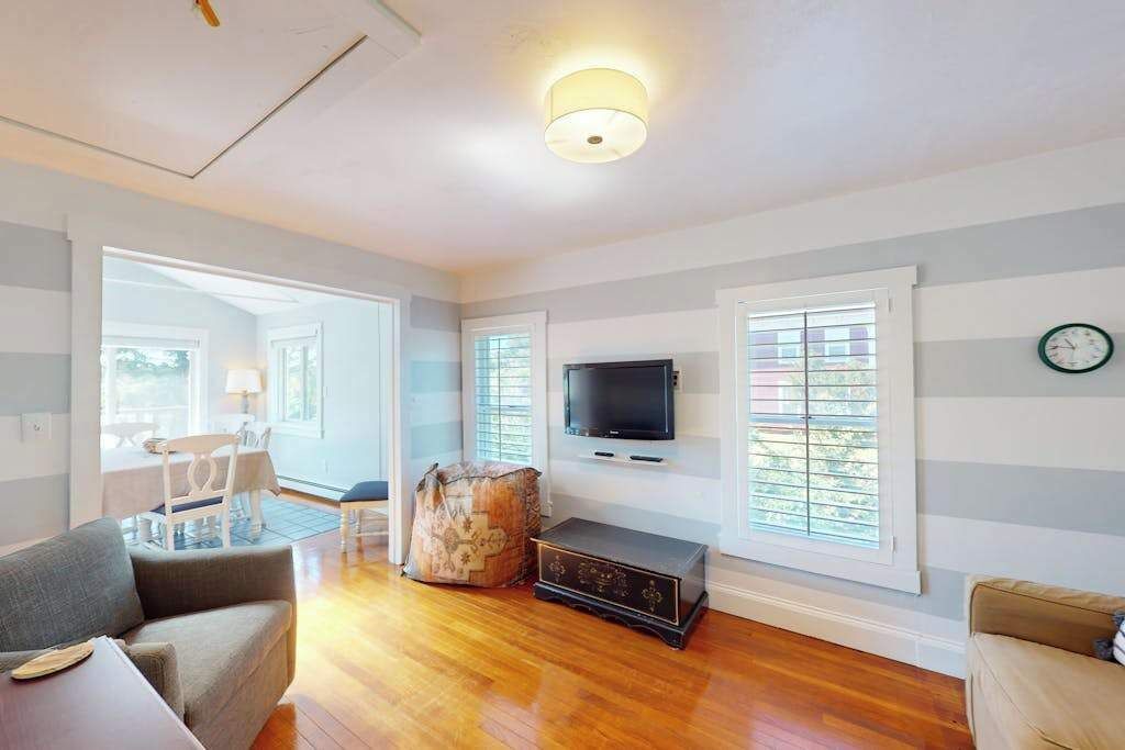 Photo of Livingroom in South Dennis