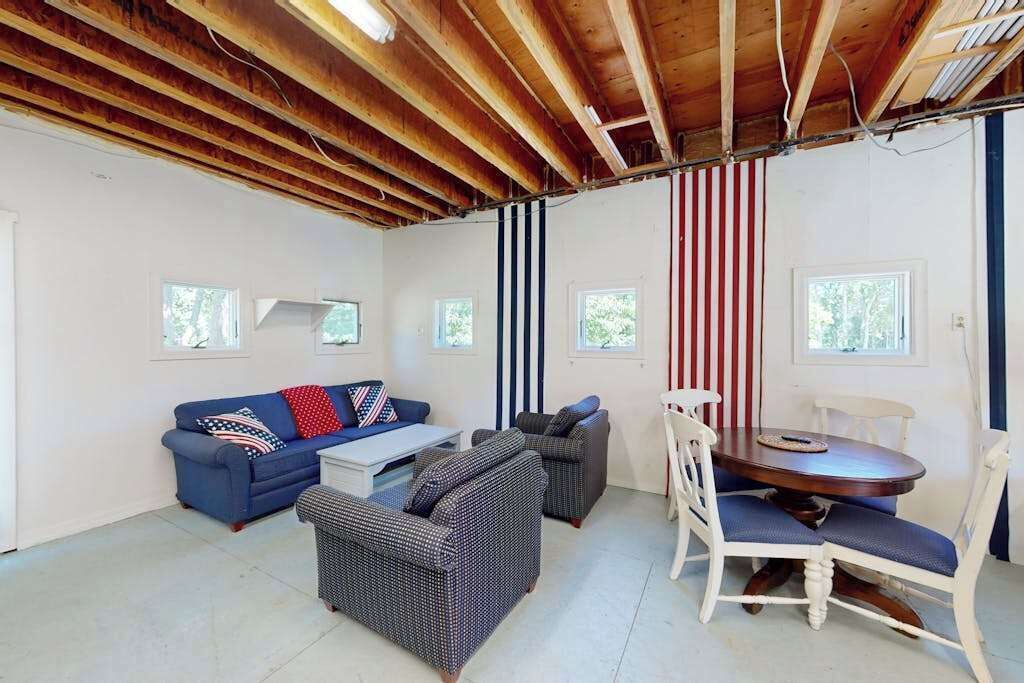 Photo of Livingroom in South Dennis