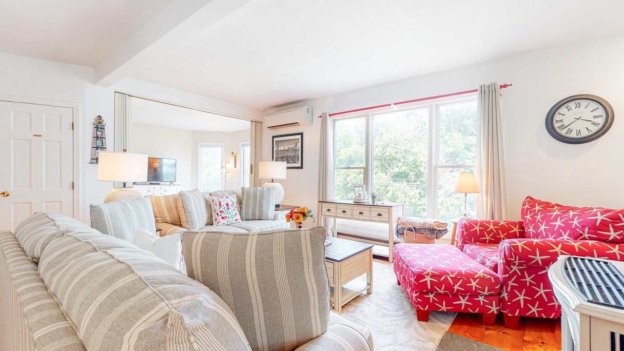 Photo of Livingroom in Vineyard Haven