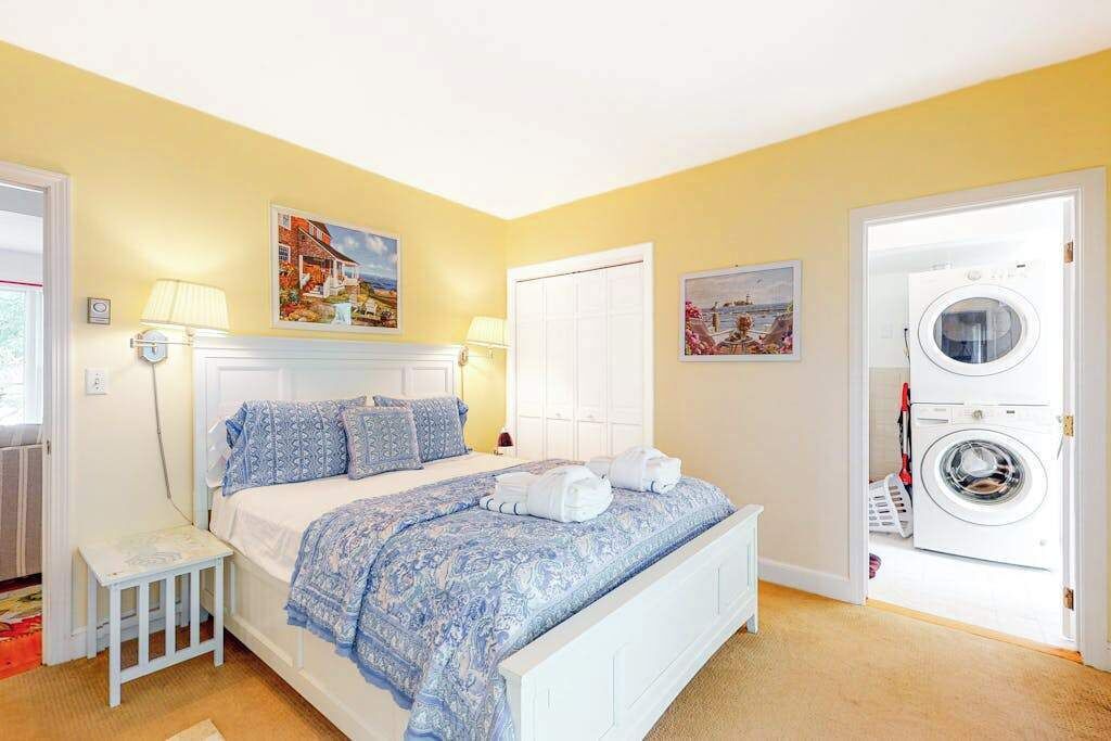 Photo of Bedroom in Vineyard Haven