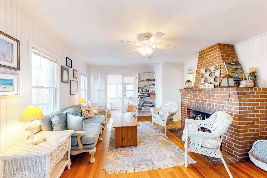 Photo of Livingroom in Cedar Bushes