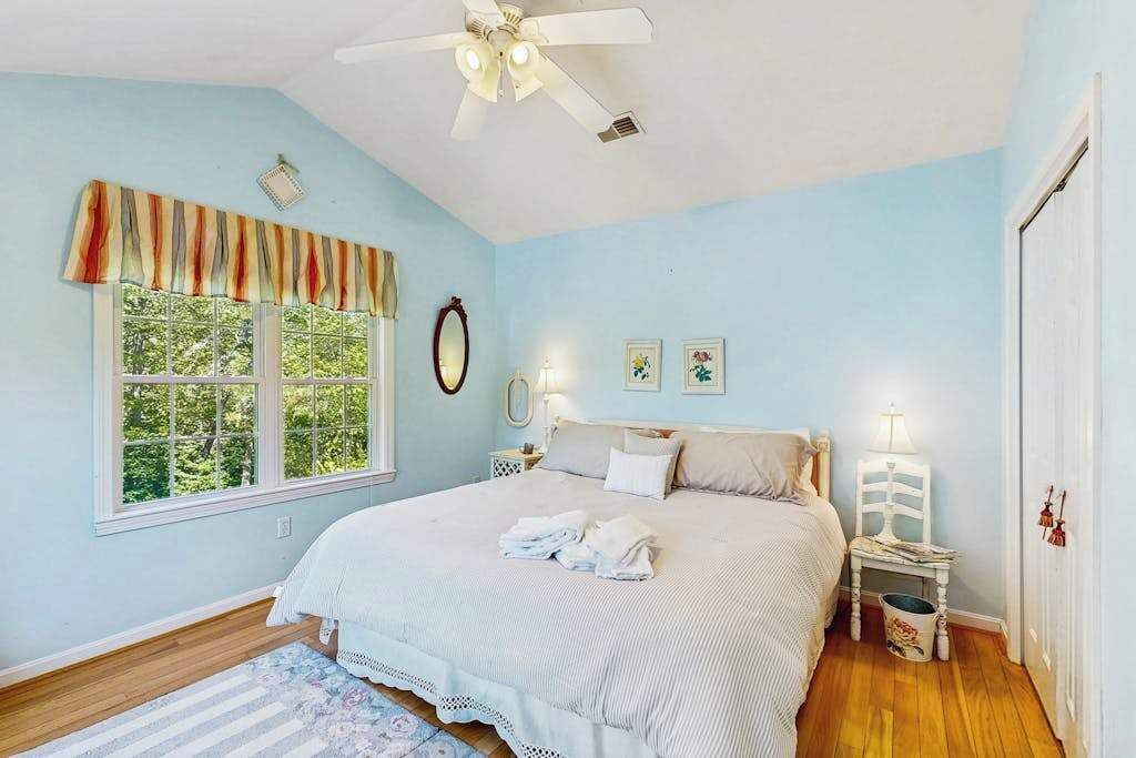 Photo of Bedroom in West Yarmouth