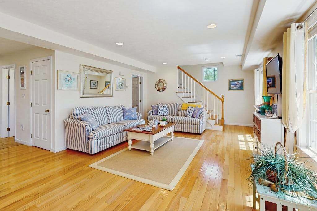 Photo of Livingroom in West Yarmouth